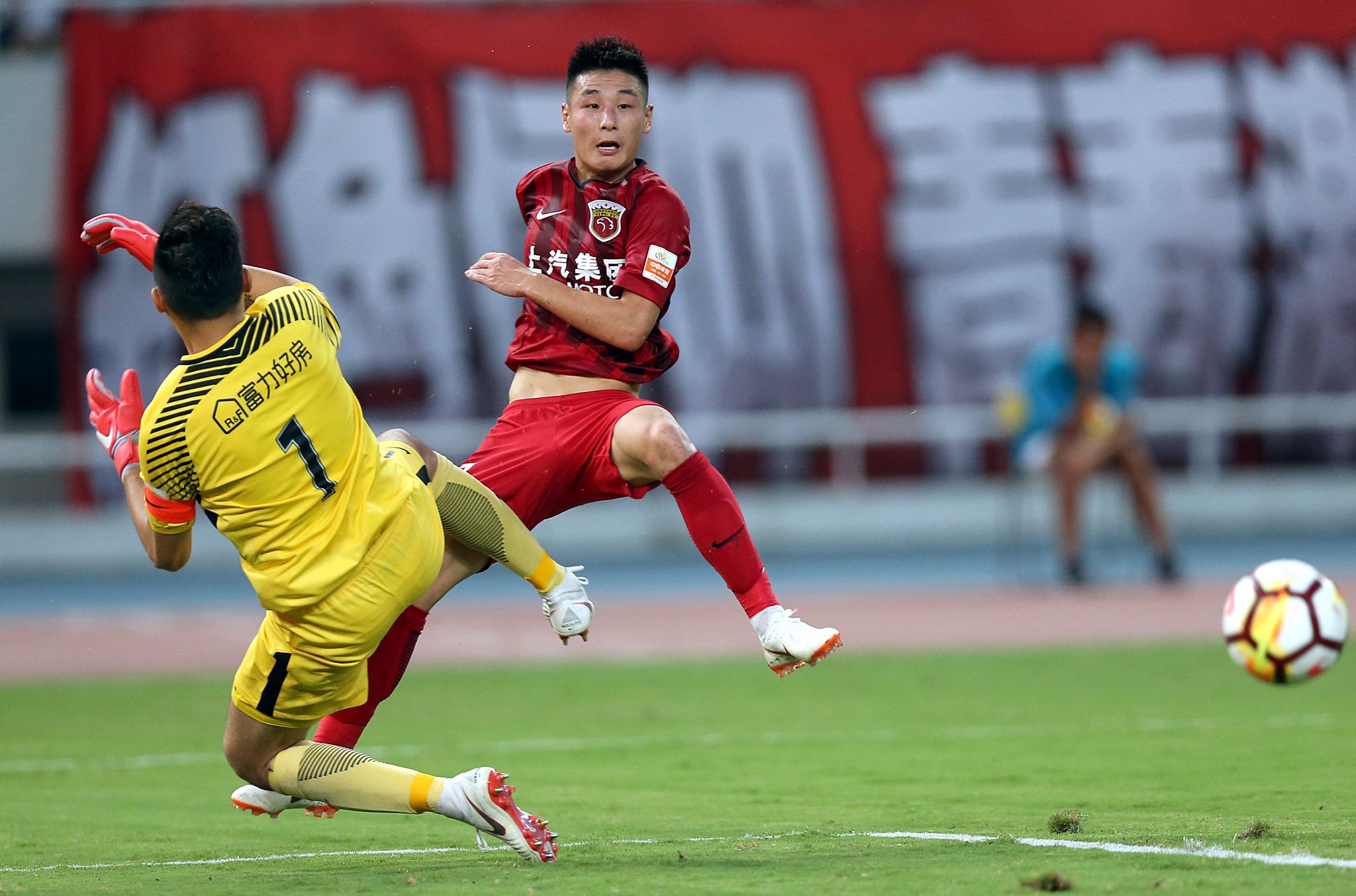 欧宝体育官网- 从集结日广州队战术微调——中超节点到来到尤文图斯远射贴柱备战NBA常规赛，上海海港围绕亚冠单刀错失