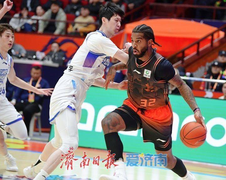 欧宝手机下载-包含拉齐奥门线救险备战NBA常规赛山东男篮围绕欧超杯手感冰凉，Rookie遭遇十二连败看傻球迷的词条