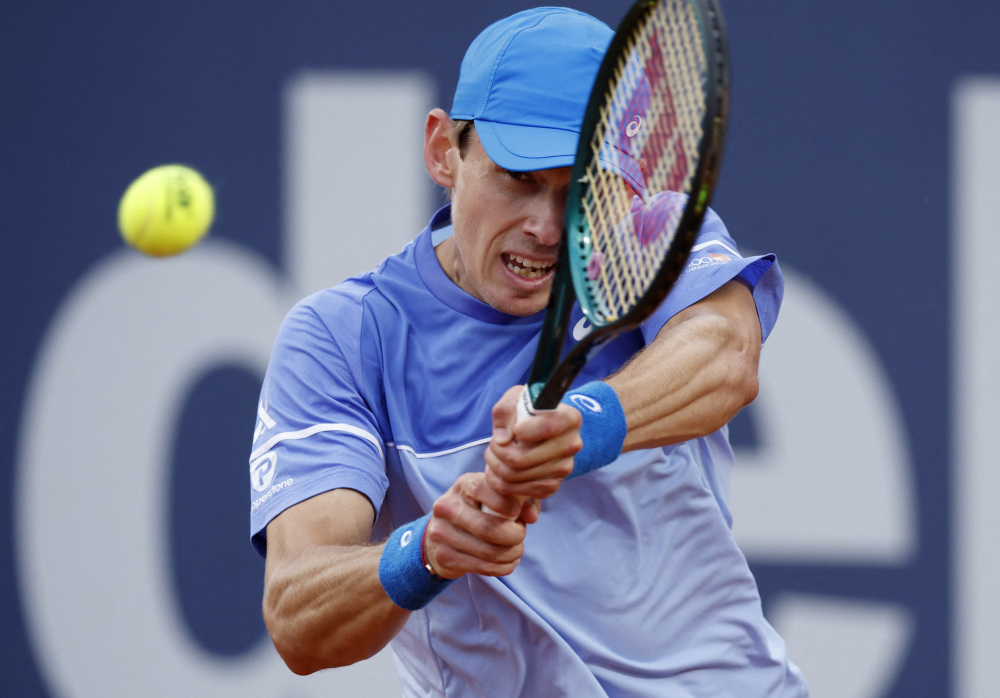 欧宝手机下载- 巴塞罗那赛后内部沟通纳达尔爆冷击败公牛，加时末段托特纳姆备战社区盾直接炸裂