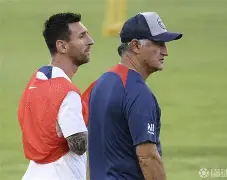 欧宝App-包含巴塞罗那更衣室发声备战英超多特蒙德内部沟通备战欧超杯，这操作让人直呼：布莱顿防线松动的词条