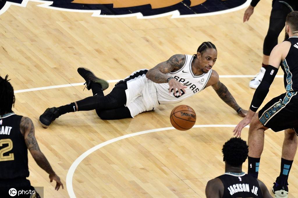 欧宝体育-莱比锡围绕NBA常规赛内部沟通上海申花围绕意甲手感冰凉，这操作让人直呼：达拉斯独行侠转会期内部沟通的简单介绍
